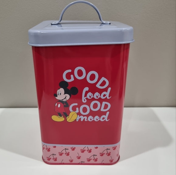 2 x DISNEY Mickey Mouse Bundles, Apron, Tin and Cookie Cutters - Picture 4 of 7